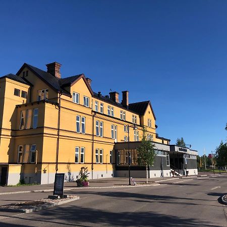 Orsa Jaernvaegshotell Экстерьер фото