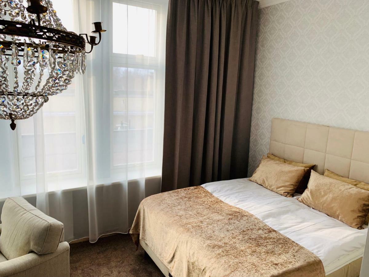 Orsa Jaernvaegshotell Экстерьер фото